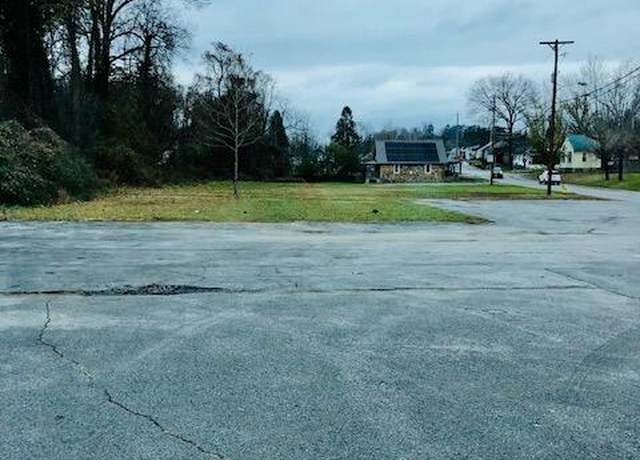 Property at 507 W 5th St, London, KY 40741