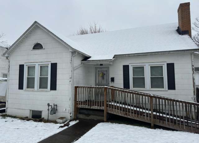 Property at 407 East Woodford St, Lawrenceburg, KY 40342, 2 beds, 1 bath