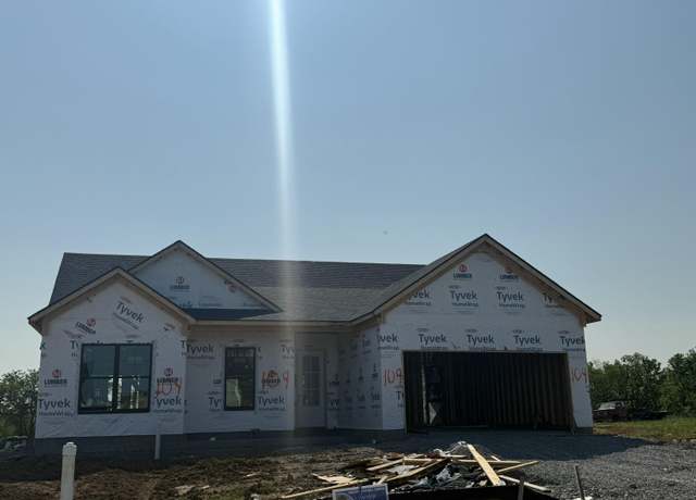 Property at 109 Patchen Dr, Nicholasville, KY 40356, 3 beds, 2 baths