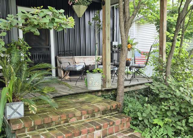 Property at 367 W Main St, Carlisle, KY 40311, 3 beds, 1 bath