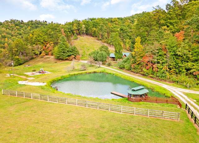 Property at 544 Cedar Ridge Rdg, East Point, KY 41216, 7 beds, 5 baths