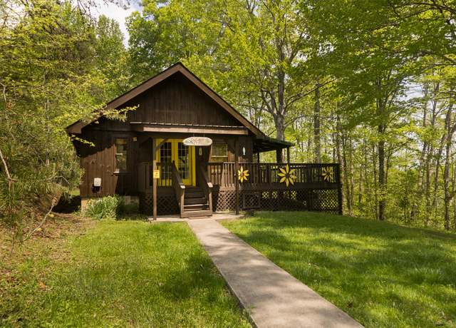 Property at 785 Cliffview Rd, Rogers, KY 41365, 3 beds, 2 baths