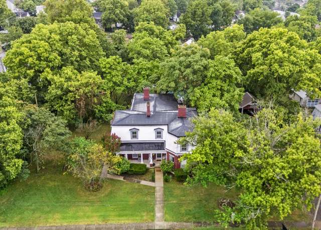 Property at 302 Broadway, Nicholasville, KY 40356, 5 beds, 2 baths