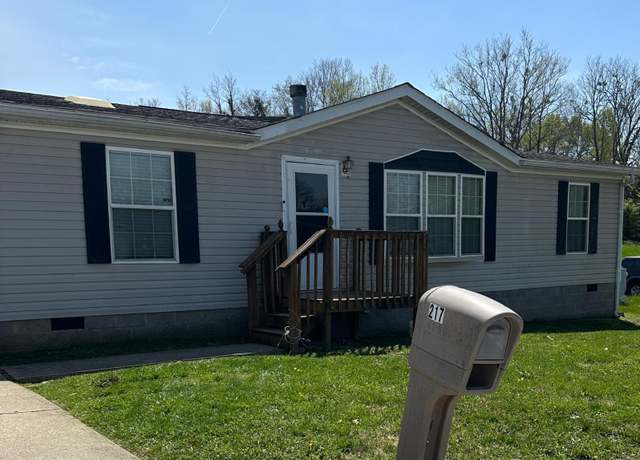 Property at 217 Pulliam Dr, Frankfort, KY 40601, 3 beds, 2 baths