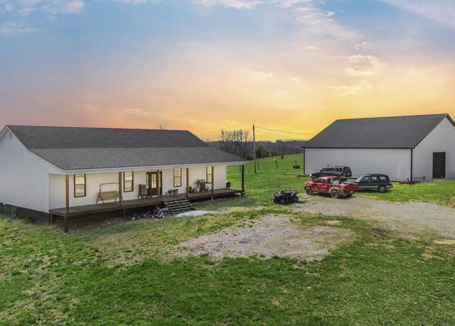 Property at 700 Nick Ln, Winchester, KY 40391, 3 beds, 2.5 baths