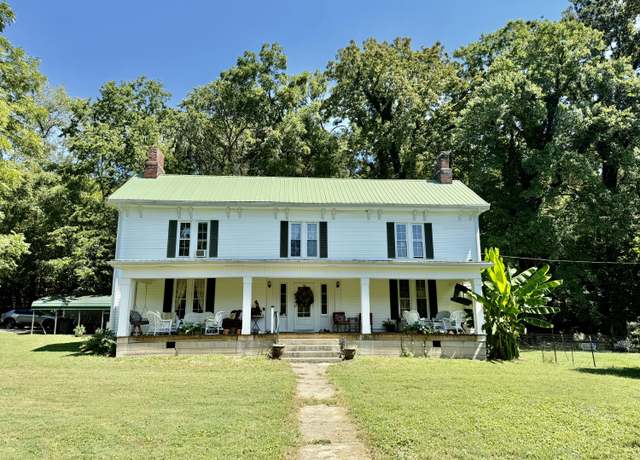 Property at 8615 Battlefield Memorial Hwy, Berea, KY 40403, 3 beds, 2.5 baths