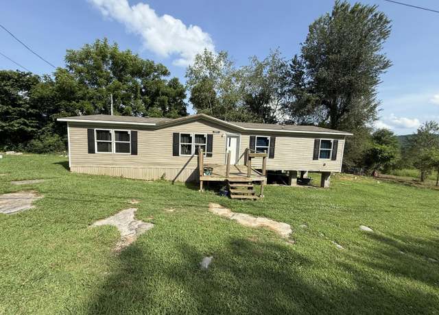 Property at 1037 Doc Adams Rd, Mt Vernon, KY 40456, 4 beds, 2 baths