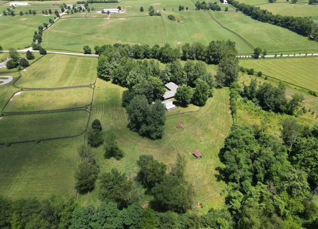 Property at 3003 Old Frankfort Pike, Versailles, KY 40383, 3 beds, 4 baths