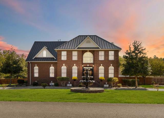 Property at 48 Tori Pine Ln, Corbin, KY 40701, 10 beds, 9.5 baths