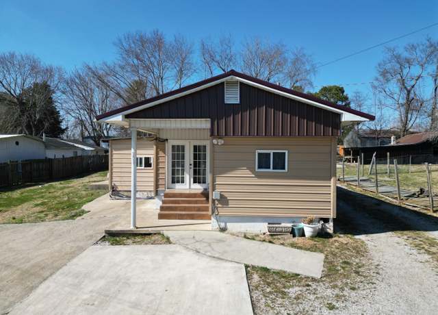 Property at 77 Royal Ln, Somerset, KY 42501, 3 beds, 1 bath