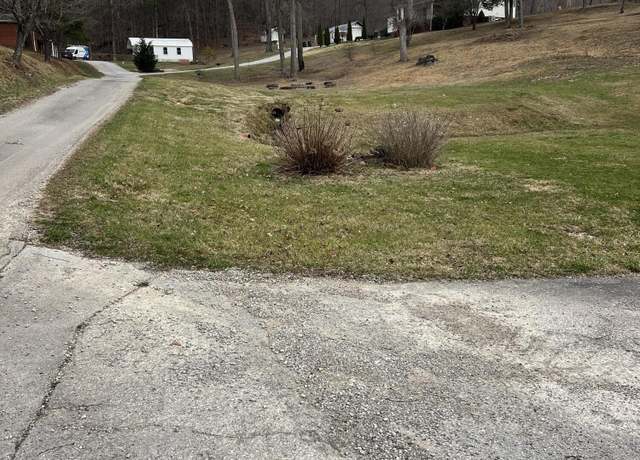 Property at 26 Family Cir, Corbin, KY 40701