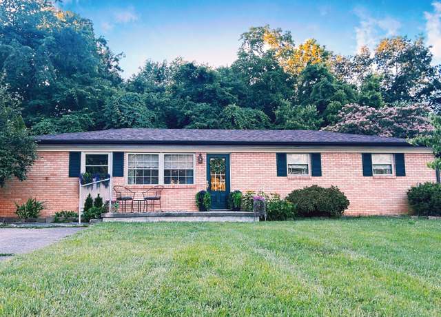 Property at 10 Logston Hts, Berea, KY 40403, 3 beds, 1.5 baths