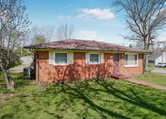 Property at 169 Newcastle St, Lexington, KY 40504, 4 beds, 2 baths