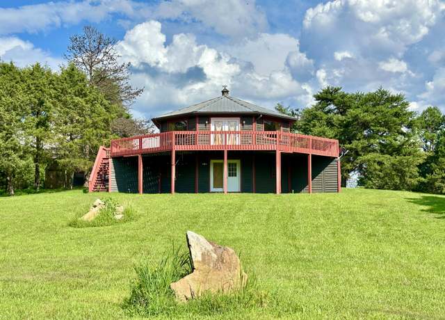 Property at 7485 State Hwy 1675, Somerset, KY 42501, 2 beds, 1 bath
