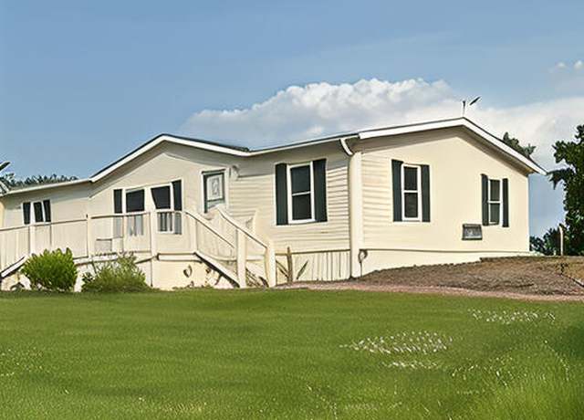 Property at 265 East Cumberland Ave, Jamestown, KY 42629, 3 beds, 2 baths