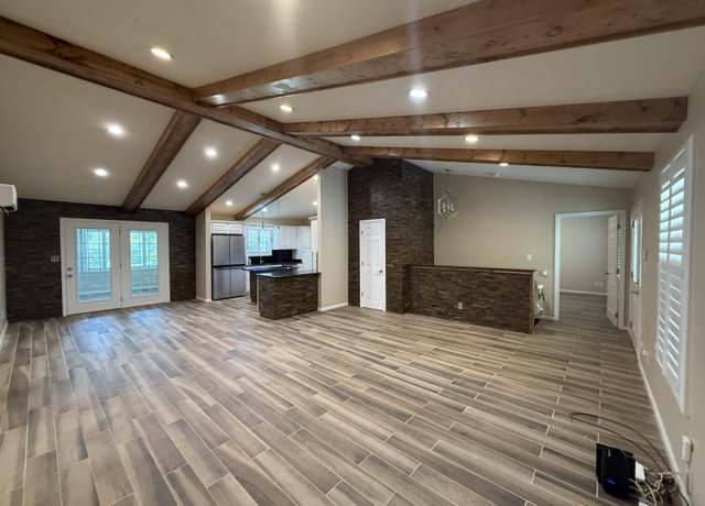 Property at 269 Macbennett Dr, Williamsburg, KY 40769, 4 beds, 2.5 baths