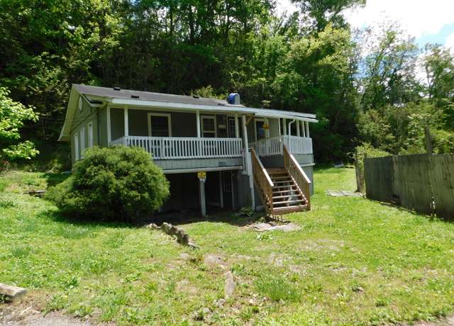 Property at 112 Sukey Ridge Rd, Baxter, KY 40806, 2 beds, 2 baths