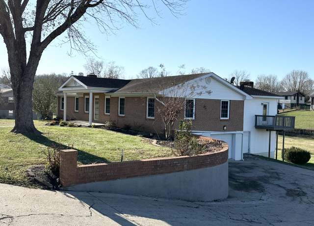 Property at 222 Walnut Ave, Somerset, KY 42503, 3 beds, 2 baths