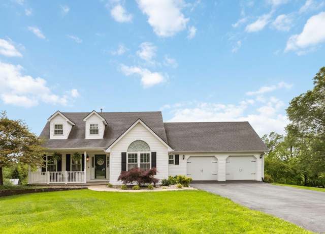 Property at 114 Crimson Ct, Lancaster, KY 40444, 4 beds, 2.5 baths
