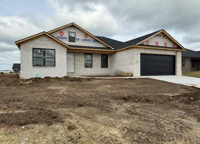 Property at 465 Wyldwood Way, Berea, KY 40403, 3 beds, 2 baths