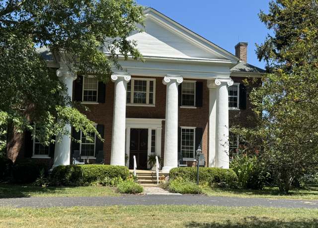 Property at 2950 Harrodsburg Rd, Danville, KY 40422, 5 beds, 3.5 baths
