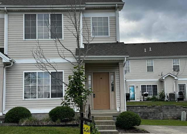Property at 1213 Seminole Trl, Georgetown, KY 40324, 2 beds, 2.5 baths