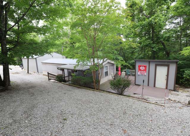 Property at 146 Chestnut St, Burnside, KY 42519, 2 beds, 1 bath