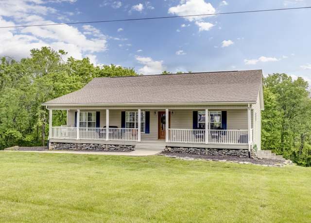 Property at 44 Gwinn Island Cir, Danville, KY 40422, 4 beds, 2 baths