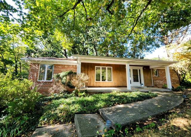 Property at 304 Apache Dr, Paint Lick, KY 40461, 3 beds, 2.5 baths
