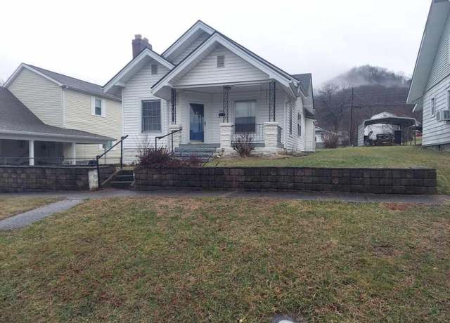 Property at 614 Elm St, Ravenna, KY 40472, 2 beds, 2 baths