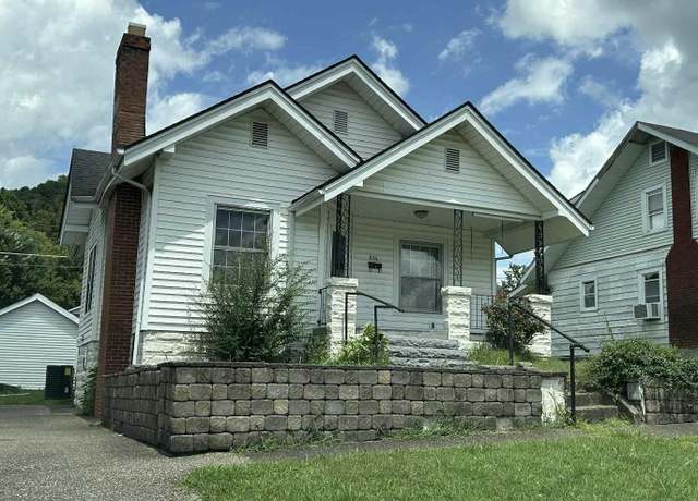 Property at 614 Elm St, Ravenna, KY 40472, 2 beds, 2 baths