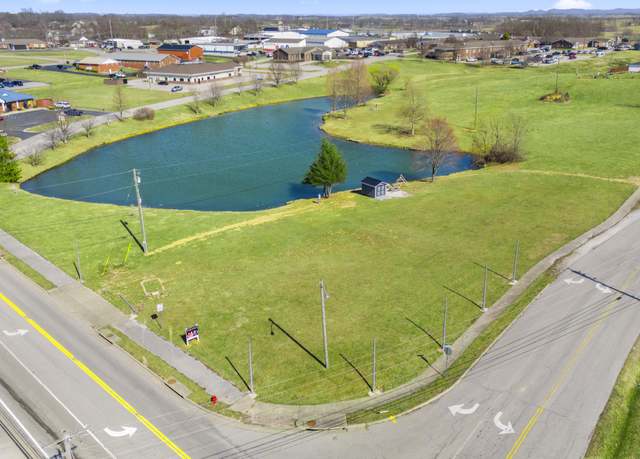 Property at 625 Woodford Dr, Mt Sterling, KY 40353