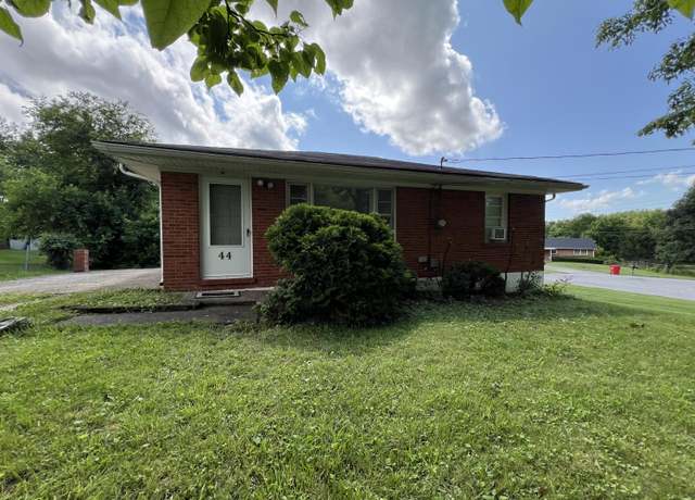 Property at 44 Watts Rd, Winchester, KY 40391, 2 beds, 1 bath
