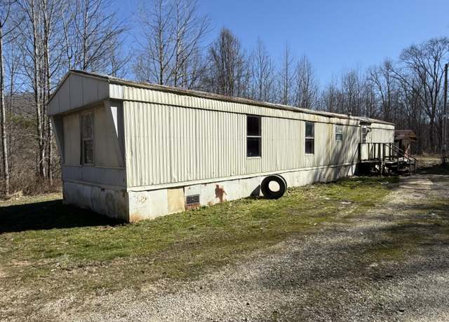 Property at 473 Freeman Cemetery Rd, Barbourville, KY 40906, 6 beds, 3 baths