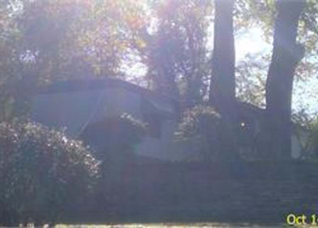 Property at 1860 Ford Rd, Winchester, KY 40391, 2 beds, 1 bath