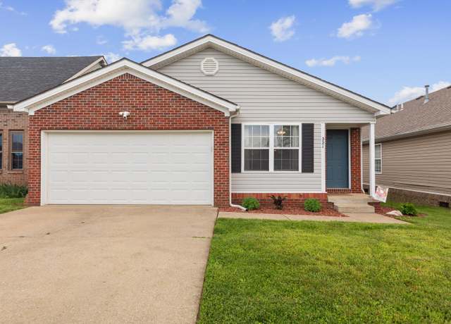 Property at 221 Courchelle Dr, Nicholasville, KY 40356, 3 beds, 2 baths