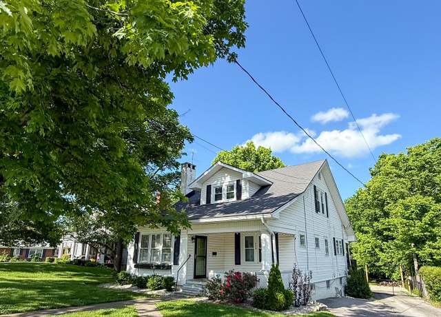 Property at 420 Danville Ave, Stanford, KY 40484, 3 beds, 2.5 baths