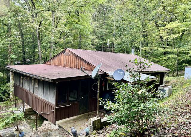 Property at 1665 Clark Bottom Rd, London, KY 40744, 3 beds, 1 bath