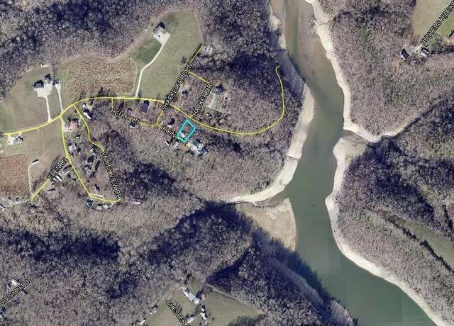 Property at 46 Point Dr, Nancy, KY 42544, 3 beds