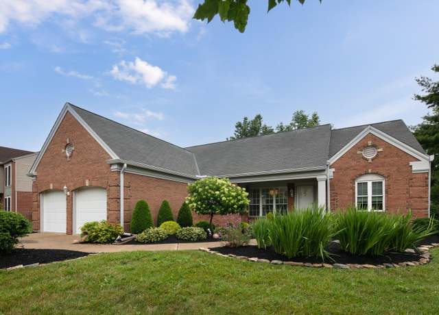 Property at 1046 Macintosh Ln, Florence, KY 41042, 3 beds, 3 baths
