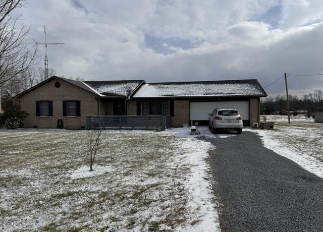Property at 2111 Hwy 768, Columbia, KY 42728, 3 beds, 1.5 baths