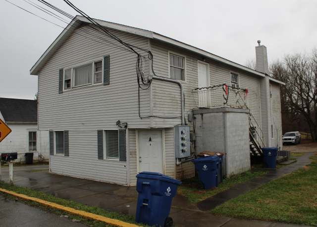 Property at 701 Jacksboro St, Ferguson, KY 42533, 5 beds, 3 baths
