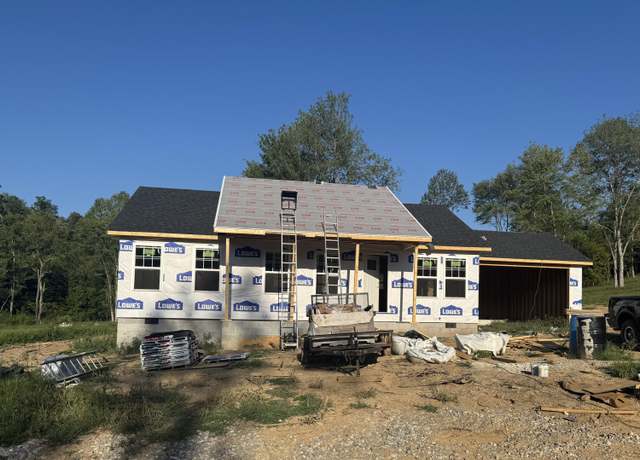 Property at 55 Whispering Oaks Ln, Manchester, KY 40962, 3 beds, 2 baths