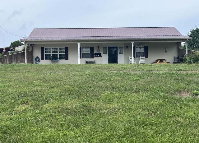 Property at 103 Mccracken Ln, East Bernstadt, KY 40729, 3 beds, 2.5 baths