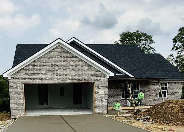 Property at 205 Patriot Trl, Berea, KY 40403, 3 beds, 2 baths