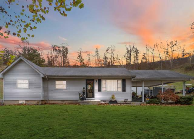 Property at 989 East State Highway 1376, East Bernstadt, KY 40729, 3 beds, 1 bath