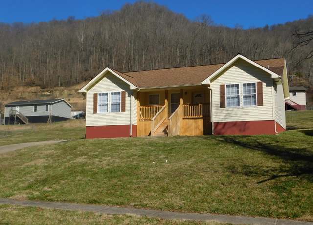 Property at 40 Station Rd, Harlan, KY 40831, 3 beds, 2 baths