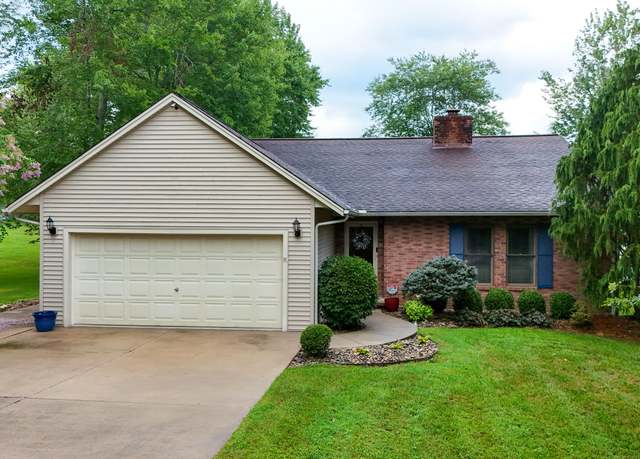 Property at 107 Walnut Ln, London, KY 40744, 3 beds, 2 baths