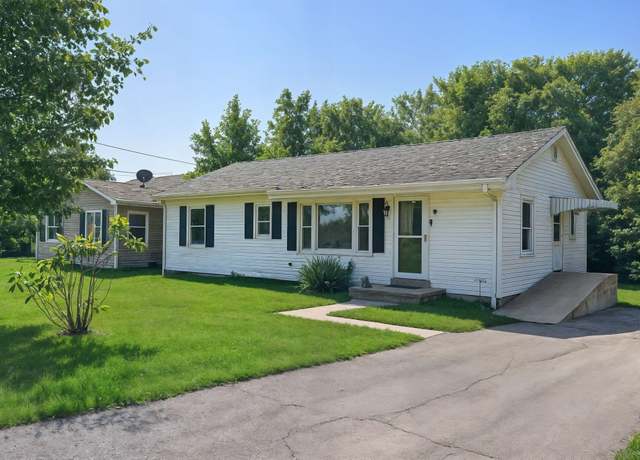 Property at 119 Hillcrest Ave, Lancaster, KY 40444, 3 beds, 2 baths