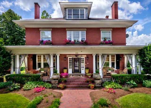 Property at 102 East Lexington Ave, Danville, KY 40422, 5 beds, 5.5 baths